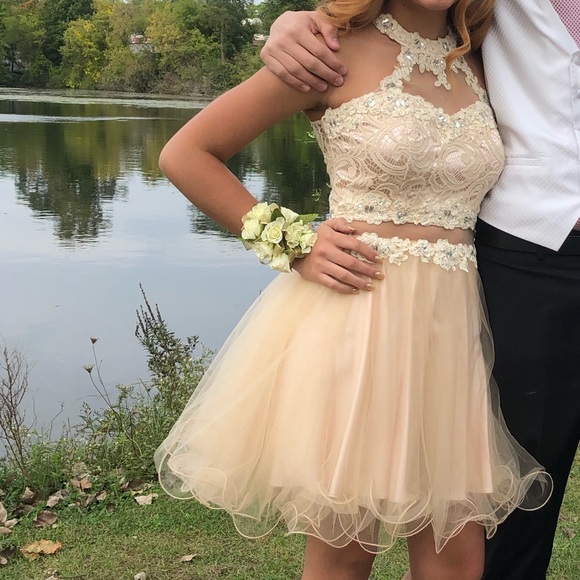 Homecoming dress - Picture 4 of 4